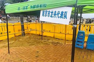 记者谈苏亚雷斯放弃姜祥佑：阿德本罗有望在突破上带来足够威胁